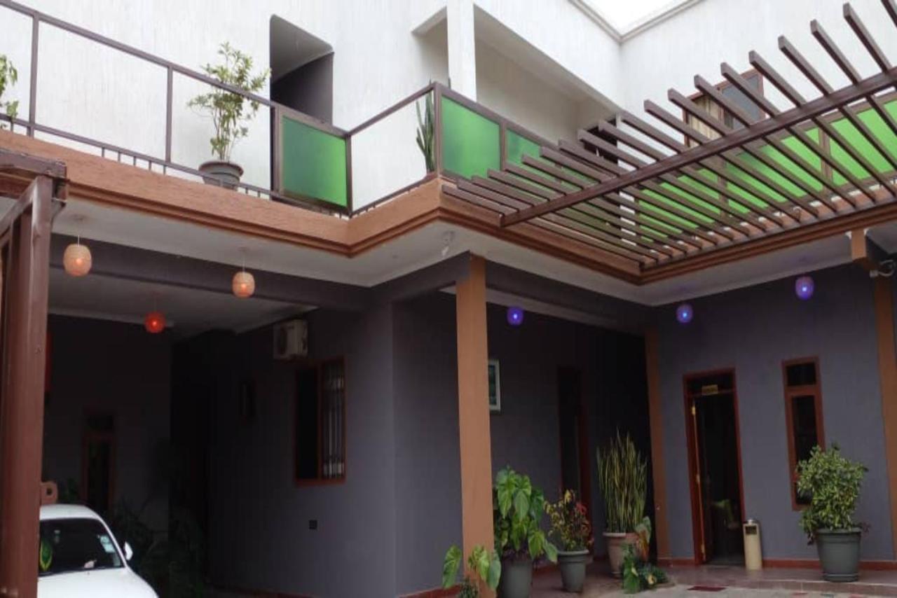 Lush Garden Business Hotel Аруша Экстерьер фото